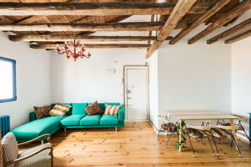 Atico De Mowgli - Sol Apartment Madrid Exterior foto
